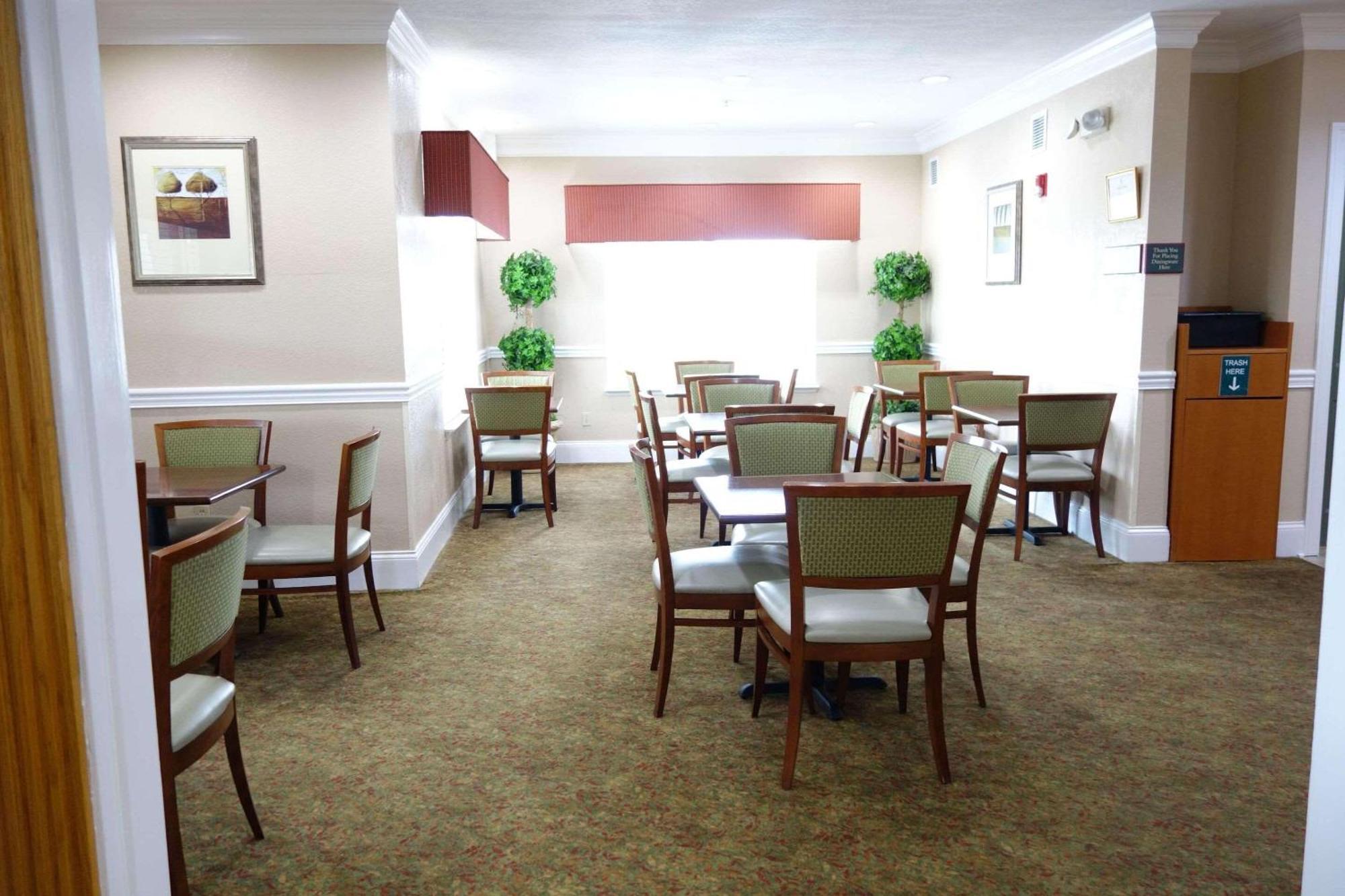 Country Inn & Suites By Radisson, Biloxi-Ocean Springs, Ms Exteriér fotografie